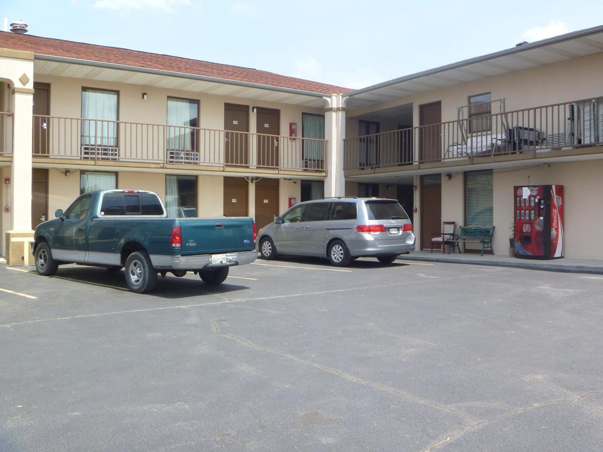 Parkway Inn Morristown Bagian luar foto